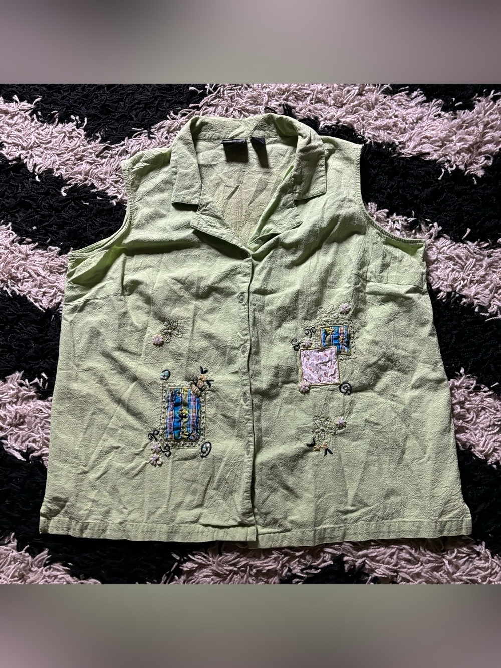 Cottagecore Green Embroidered Button Down Sleeveless Collared Blouse Women’s 2XL